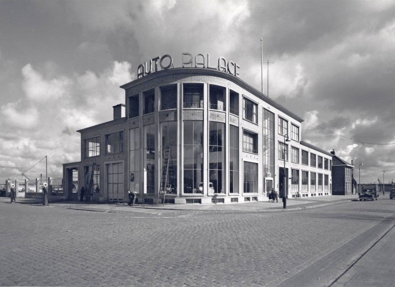 Autopalace op de Binckhorst