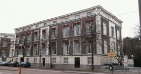 Alexanderstraat 7; 9; 11 (v.r.n.l.)